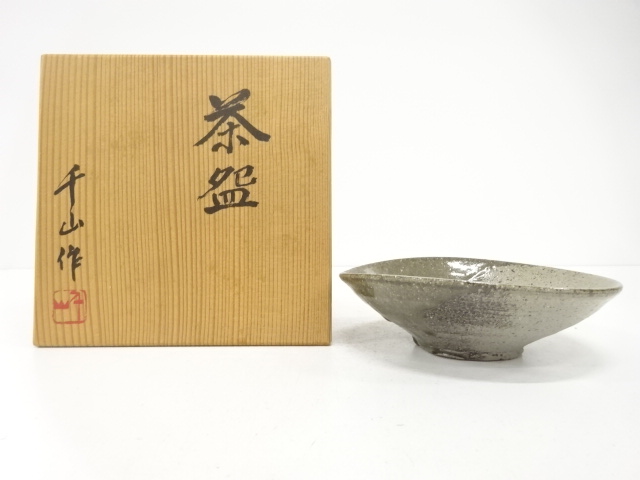 JAPANESE TEA CEREMONY / FLAT TEA CHAWAN / ARTISAN WORK